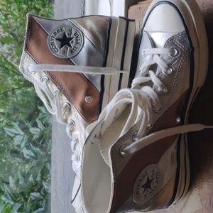 Metallic striped Converse high tops women's 7.5 / 38